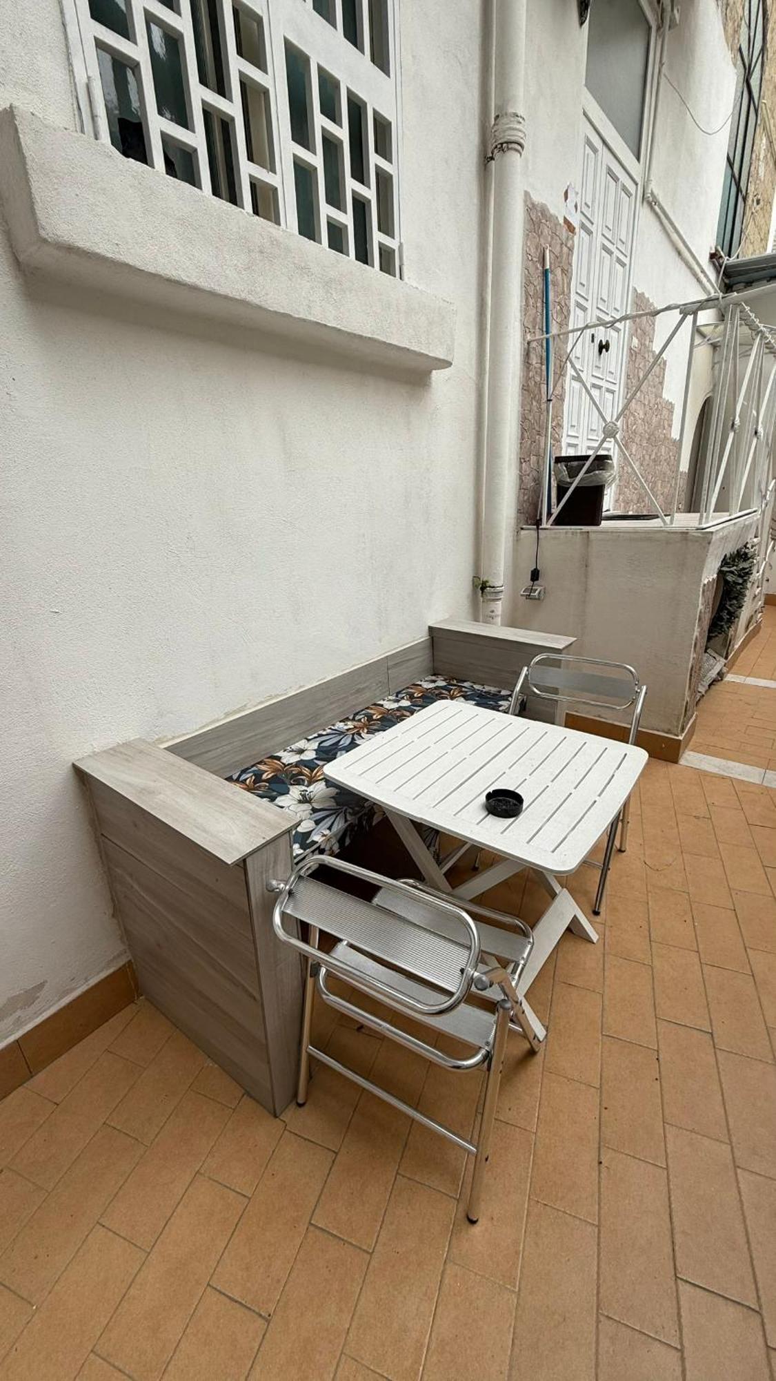 Mixed By Erry Il Rifugio Hotell Napoli Eksteriør bilde